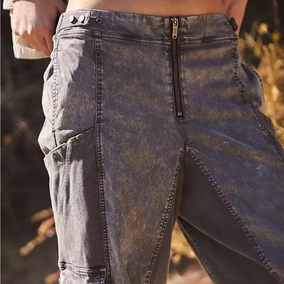 Free people Fast Track Pants Medium - Picture 5 of 11